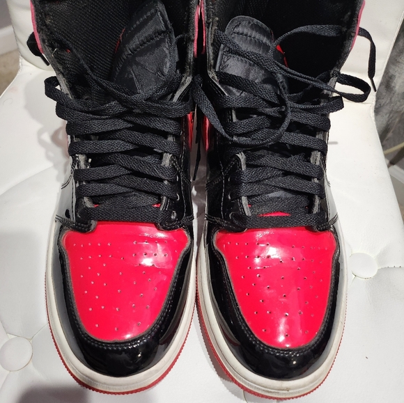 J's - Picture 2 of 4